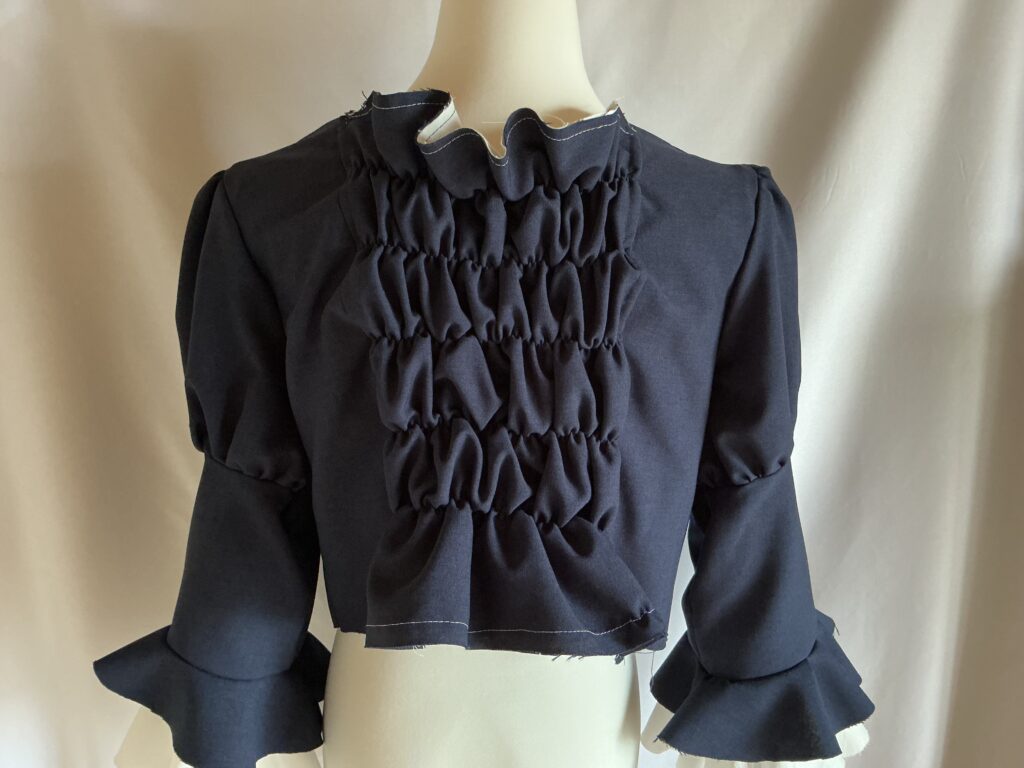 身頃の後ろ部分