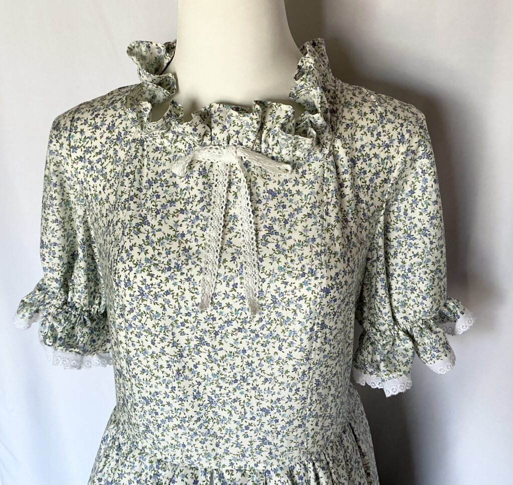 花柄ドレス完成